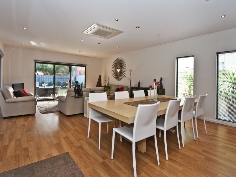 12 Clovelly Avenue, Glenelg North SA 5045
