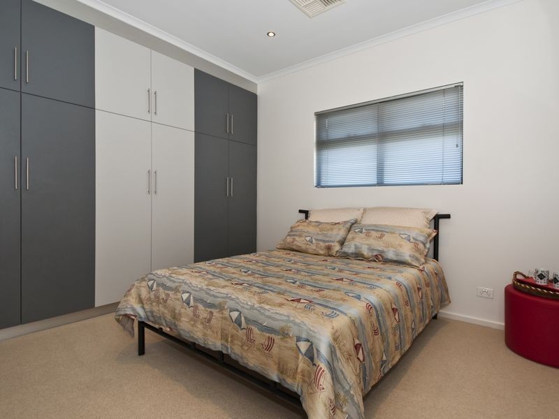 12 Clovelly Avenue, Glenelg North SA 5045