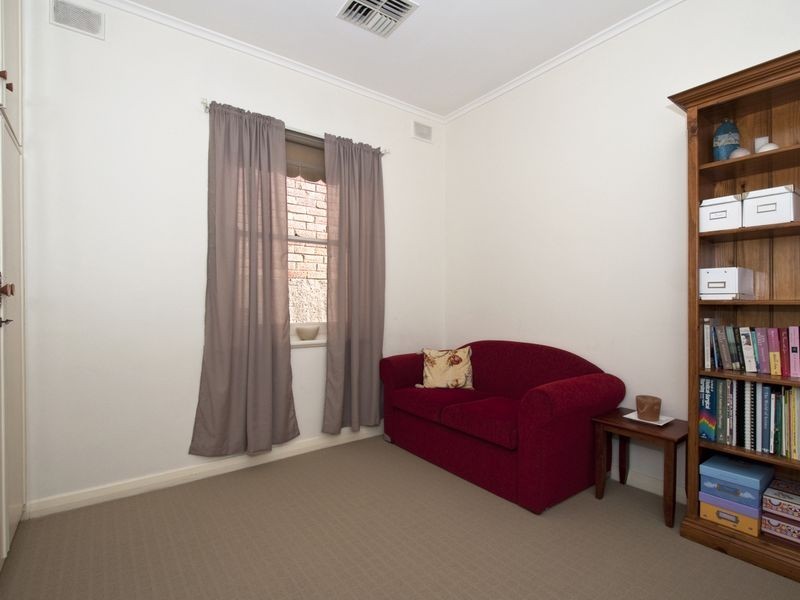 4 Francis Street, Clarence Park SA 5034