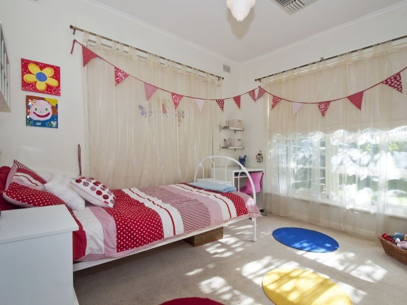 4 Francis Street, Clarence Park SA 5034