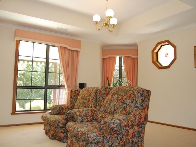 16 Cedar Avenue, Blackwood SA 5051