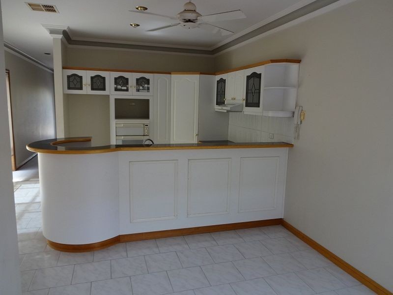 4b Bellevue Terrace, Hove SA 5048