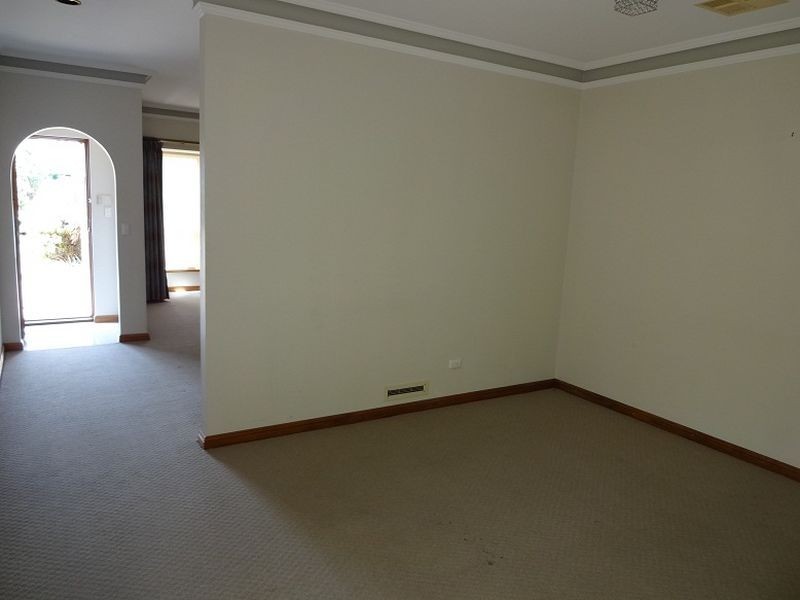 4b Bellevue Terrace, Hove SA 5048