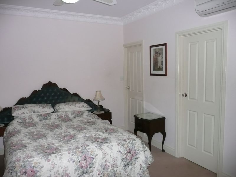 8A Moy Avenue, Warradale SA 5046