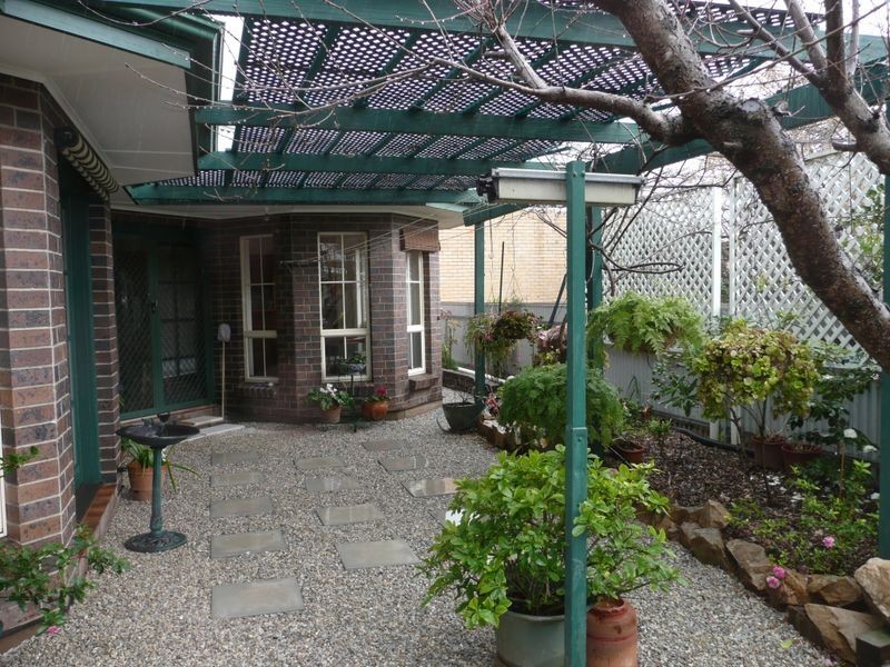 8A Moy Avenue, Warradale SA 5046