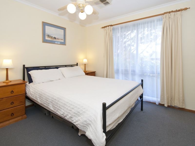 18 Wistow Crescent, Trott Park SA 5158