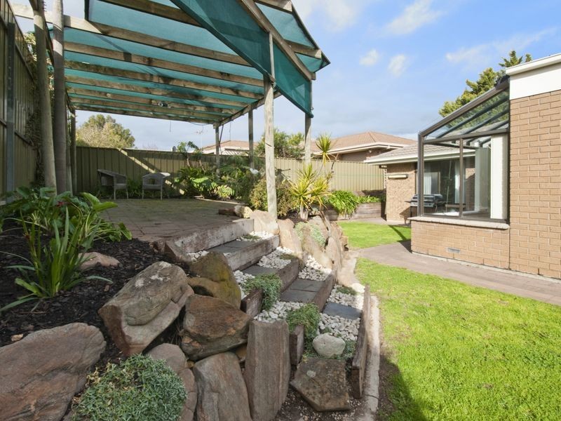 18 Wistow Crescent, Trott Park SA 5158