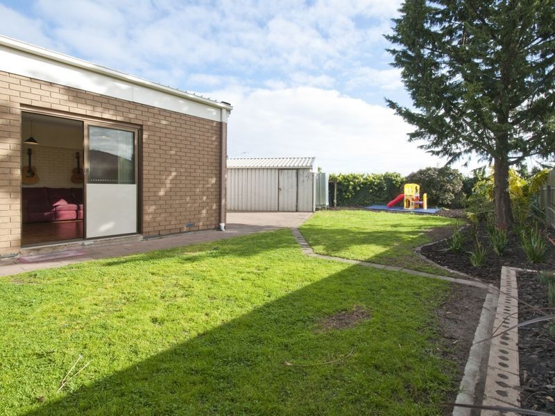 18 Wistow Crescent, Trott Park SA 5158