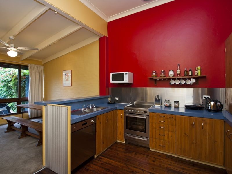 7 Byron St, Glenelg SA 5045