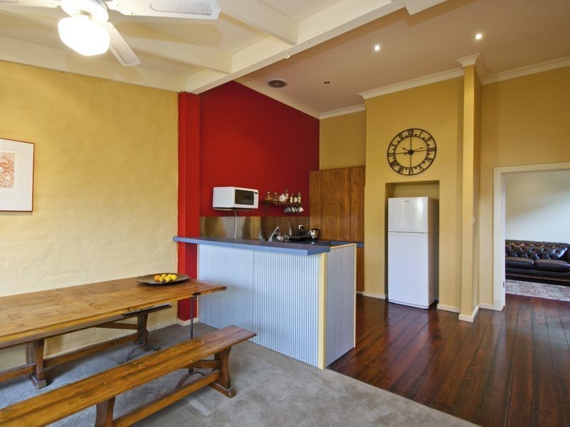 7 Byron St, Glenelg SA 5045