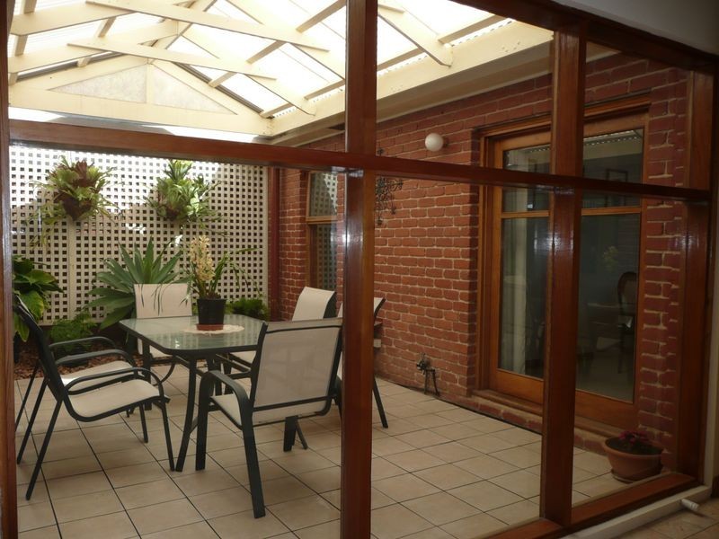 27 Lord Hobart Way, West Lakes SA 5021