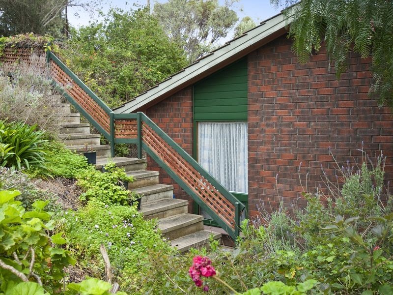 42 Karoona Cres, Seacombe Heights SA 5047