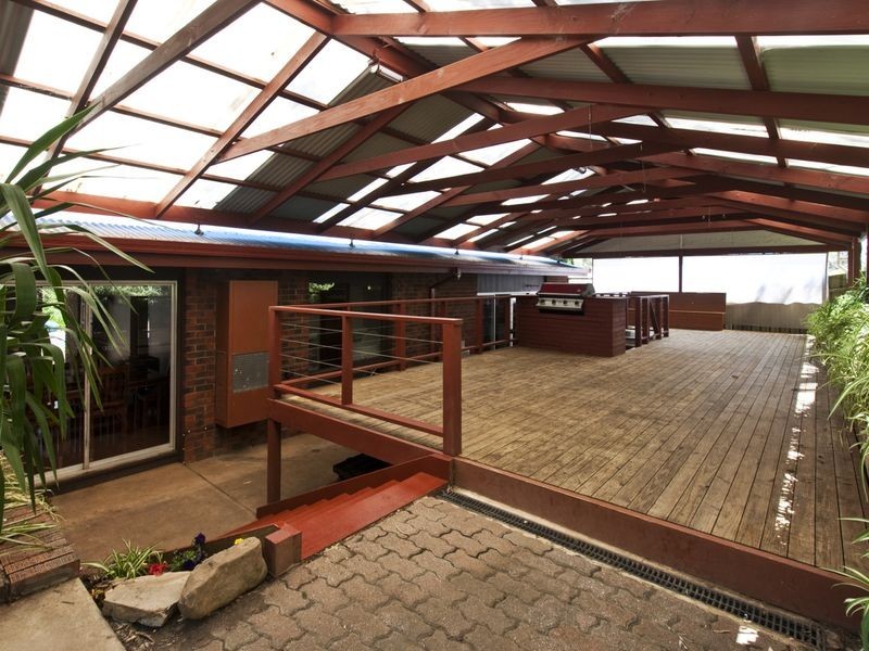 9 Gamble Crescent, Hawthorndene SA 5051