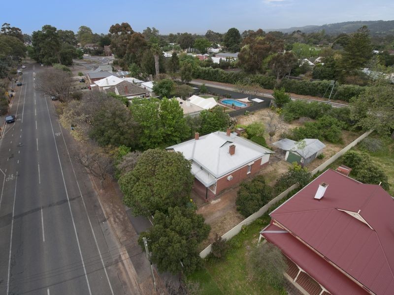 9 Price Avenue, Lower Mitcham SA 5062