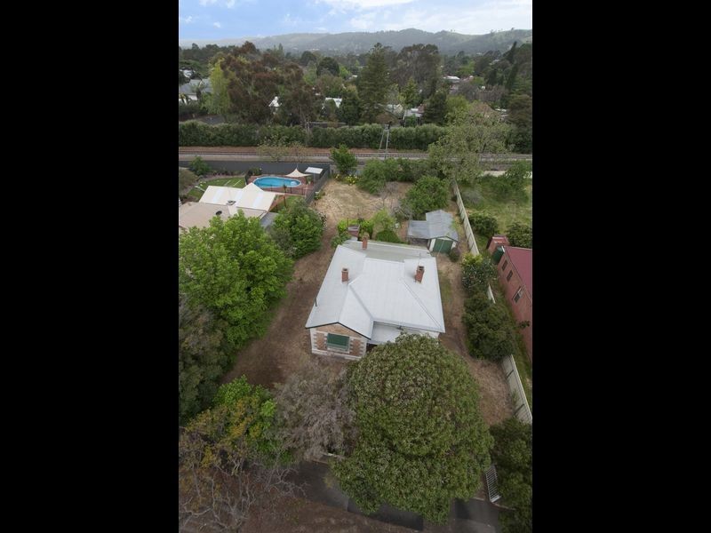 9 Price Avenue, Lower Mitcham SA 5062