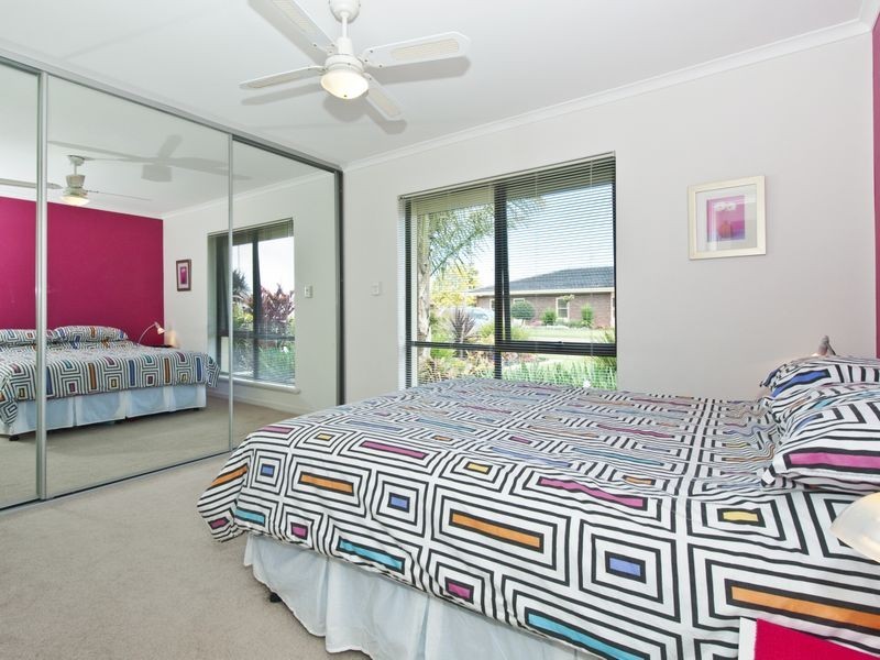 54 Spruce Avenue, Warradale SA 5046