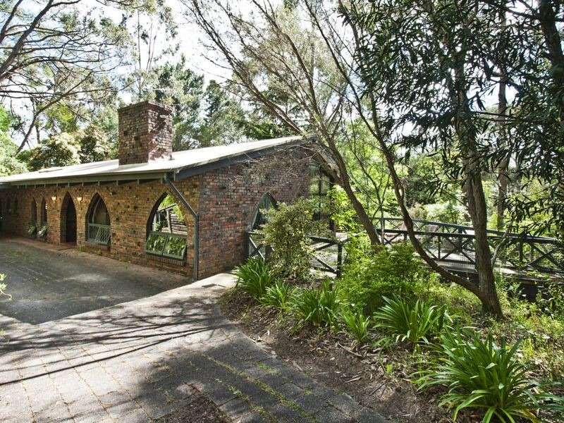 11 Rossiter Road, Stirling SA 5152