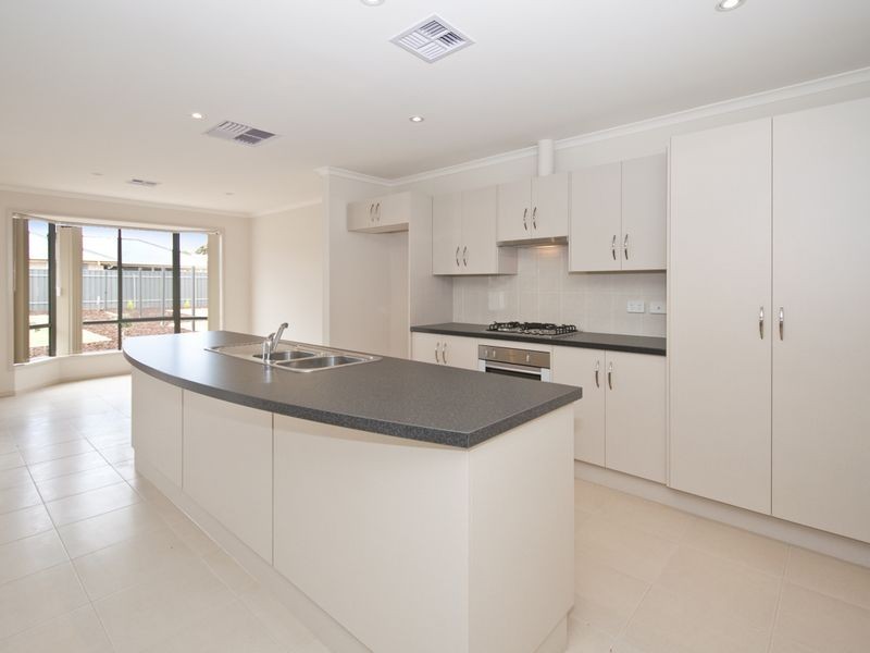 9 Bristol Street, Dover Gardens SA 5048