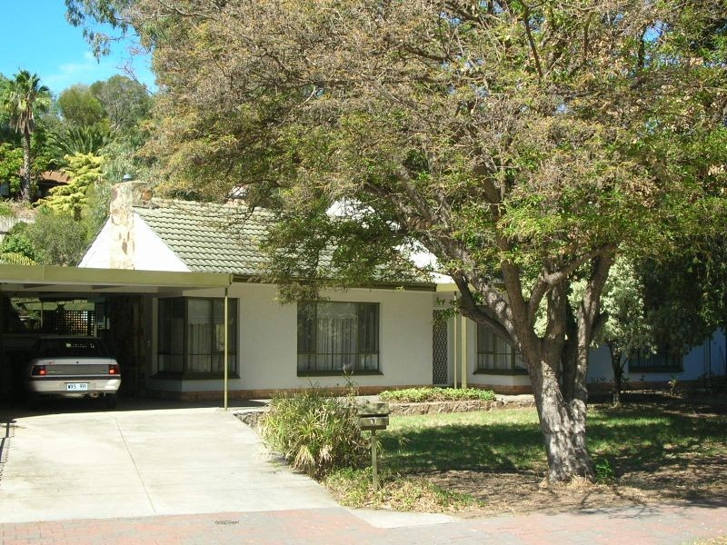 17 Riverside Drive, Bedford Park SA 5042