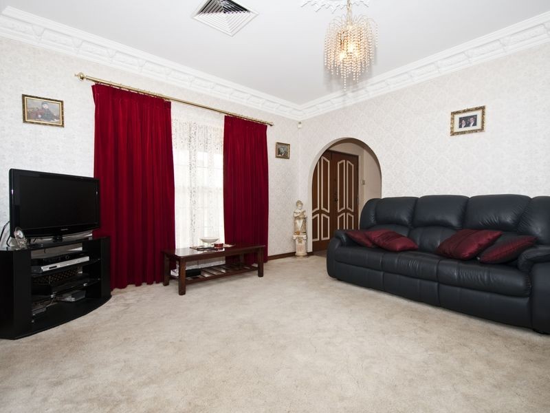 2 Grandview Grove, Sturt SA 5047