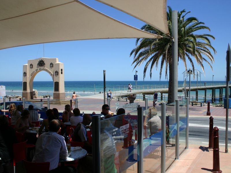 3 Keys Ct, Hove SA 5048