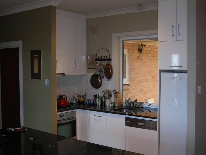 16 Angas Crescent, Marino SA 5049