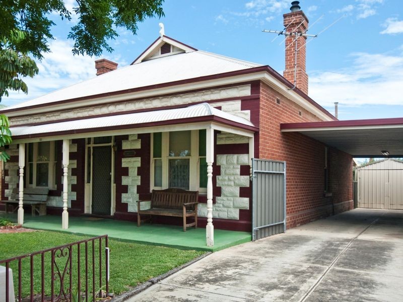 21 Roberts Street, Birkenhead SA 5015