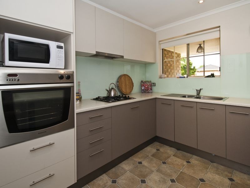 3/11 Renown Ave, Clovelly Park SA 5042