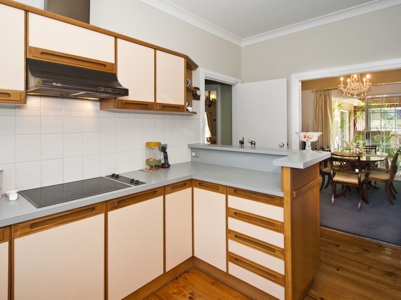 3 Douglas Grove, Glenelg North SA 5045