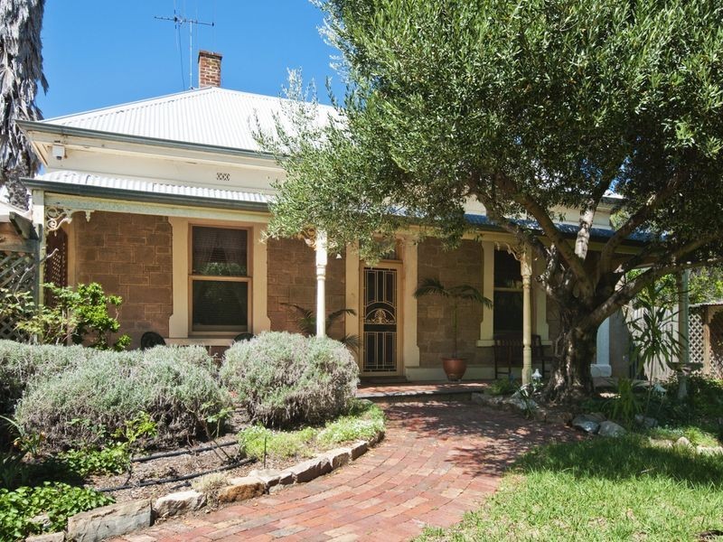 89 Avenue Road, Clarence Gardens SA 5039
