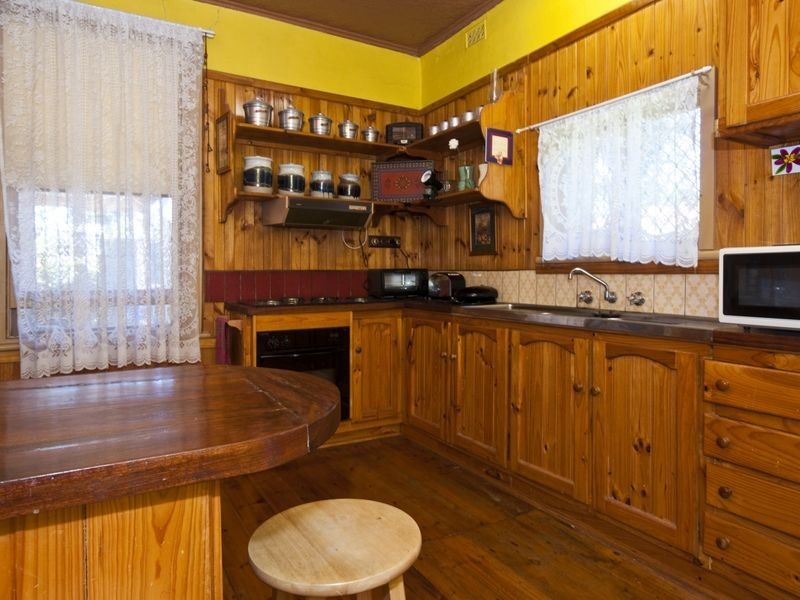 89 Avenue Road, Clarence Gardens SA 5039