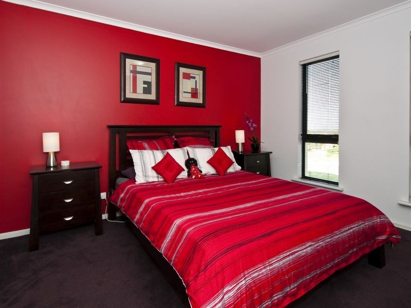 4 Antonio Street, Huntfield Heights SA 5163