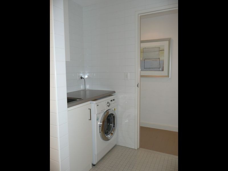 911/27 Colley Terrace, Glenelg SA 5045