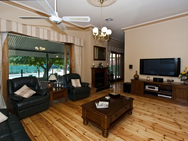 52 Second Avenue, Forestville SA 5035
