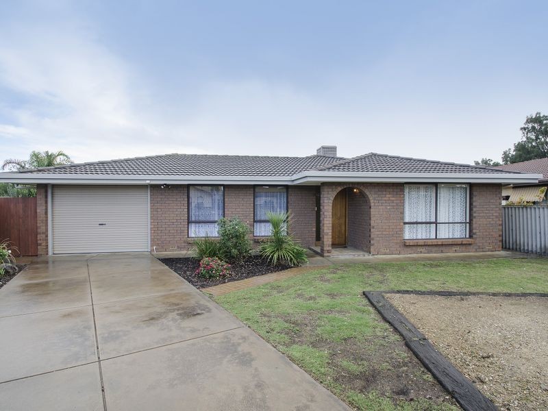 2 Sir Claud Gibb Street, North Haven SA 5018