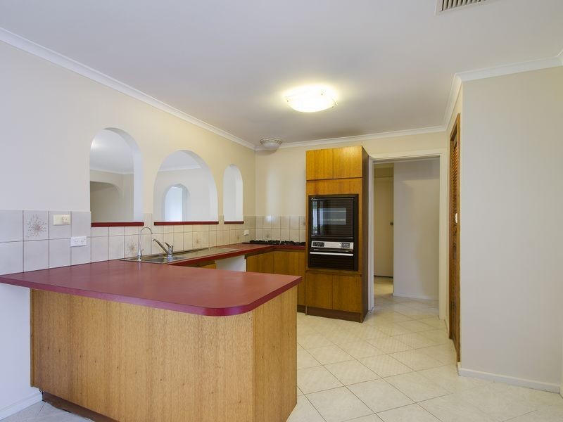 2 Sir Claud Gibb Street, North Haven SA 5018