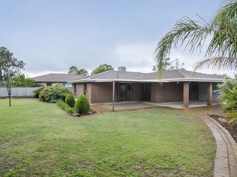 2 Sir Claud Gibb Street, North Haven SA 5018