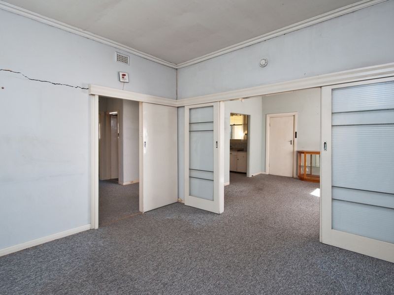 30 Surrey Road, Keswick SA 5035