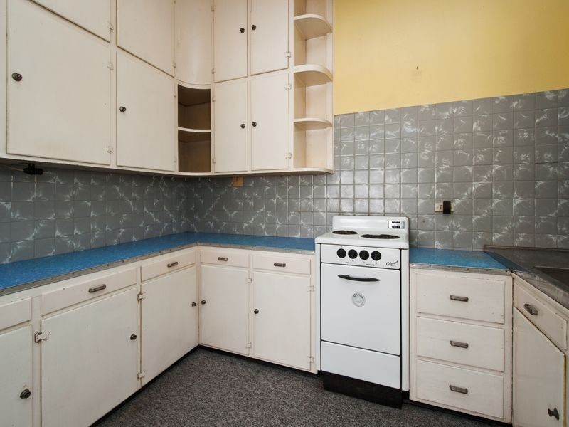 30 Surrey Road, Keswick SA 5035