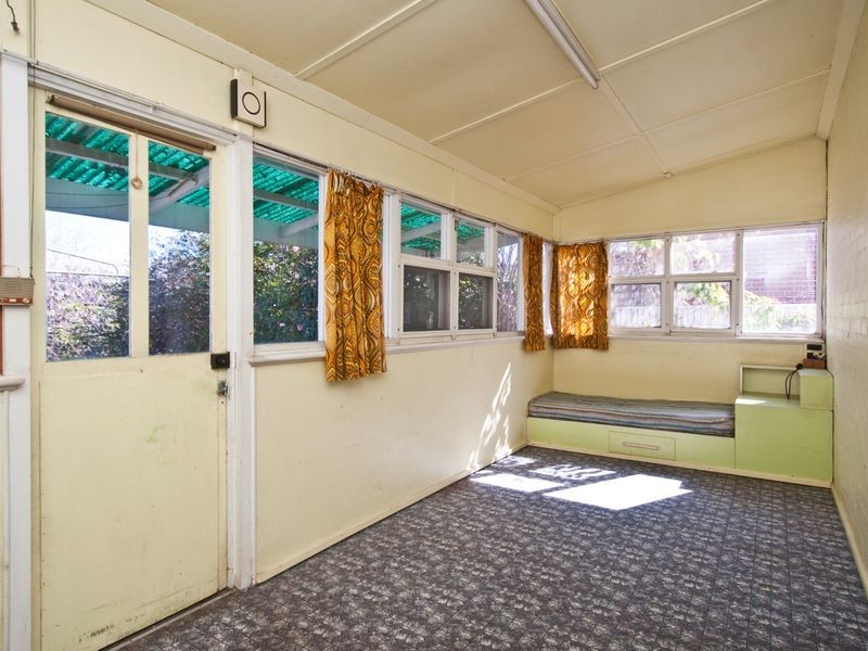 30 Surrey Road, Keswick SA 5035