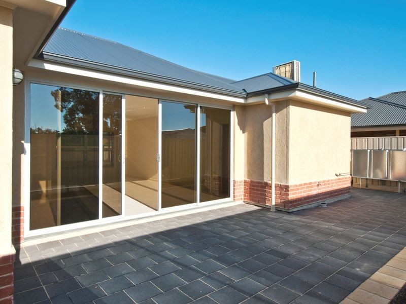 14B & 14C Bowaka Street, Park Holme SA 5043