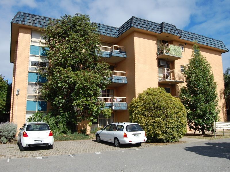 3/15 Byron Street, Glenelg SA 5045