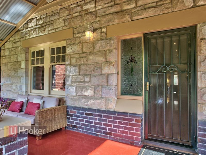 8 Gore Street, Glenelg North SA 5045