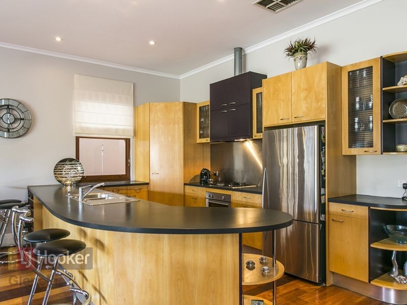 8 Gore Street, Glenelg North SA 5045