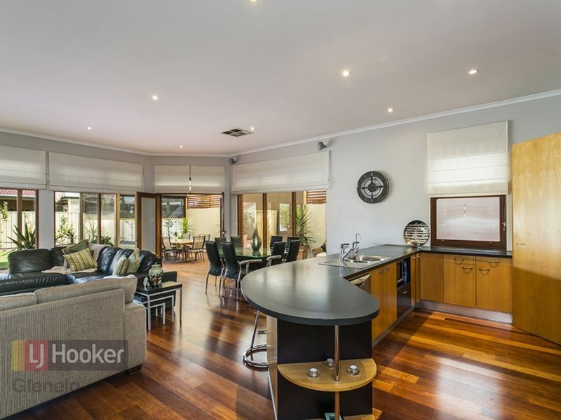 8 Gore Street, Glenelg North SA 5045