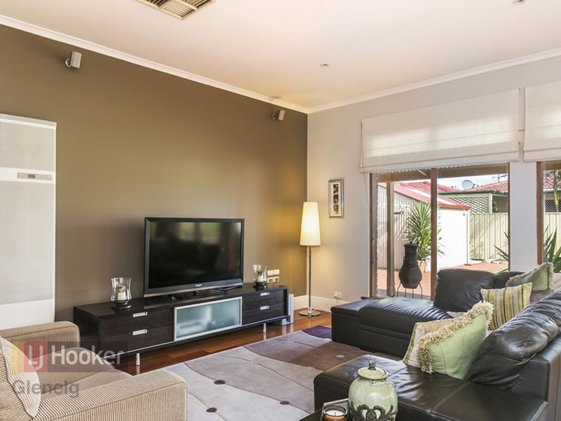 8 Gore Street, Glenelg North SA 5045
