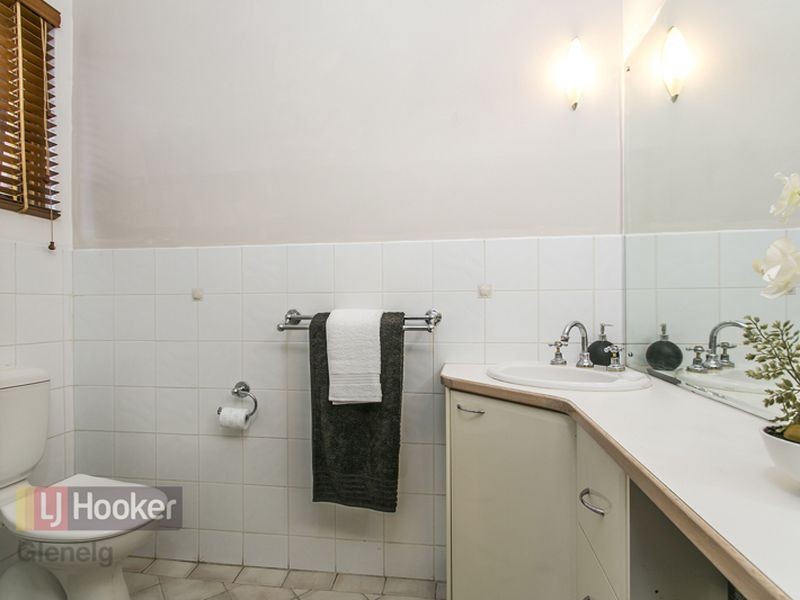 8 Gore Street, Glenelg North SA 5045
