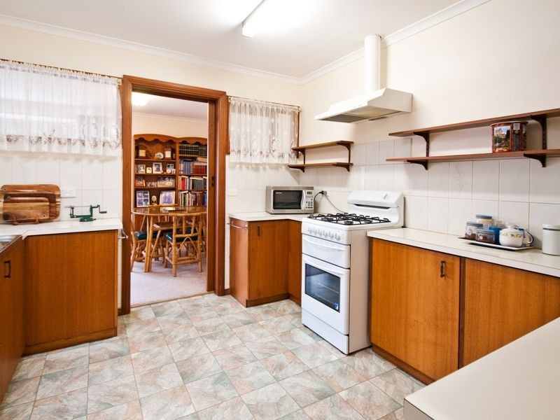 37 Oraston Avenue, Brighton SA 5048
