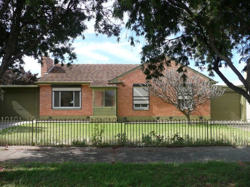 3 Lucerne Grove, Findon SA 5023