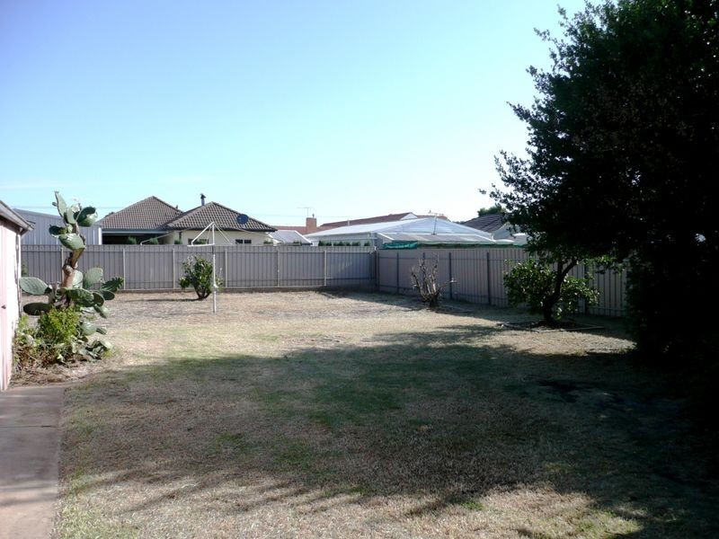 3 Lucerne Grove, Findon SA 5023